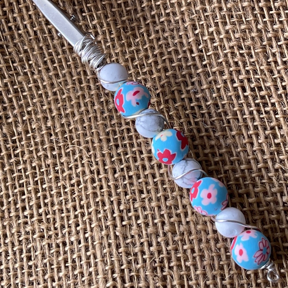 Multipurpose Alligator Clip/ Roach Clip/ Jewelry Assist/ Long Nails/ATM Helper